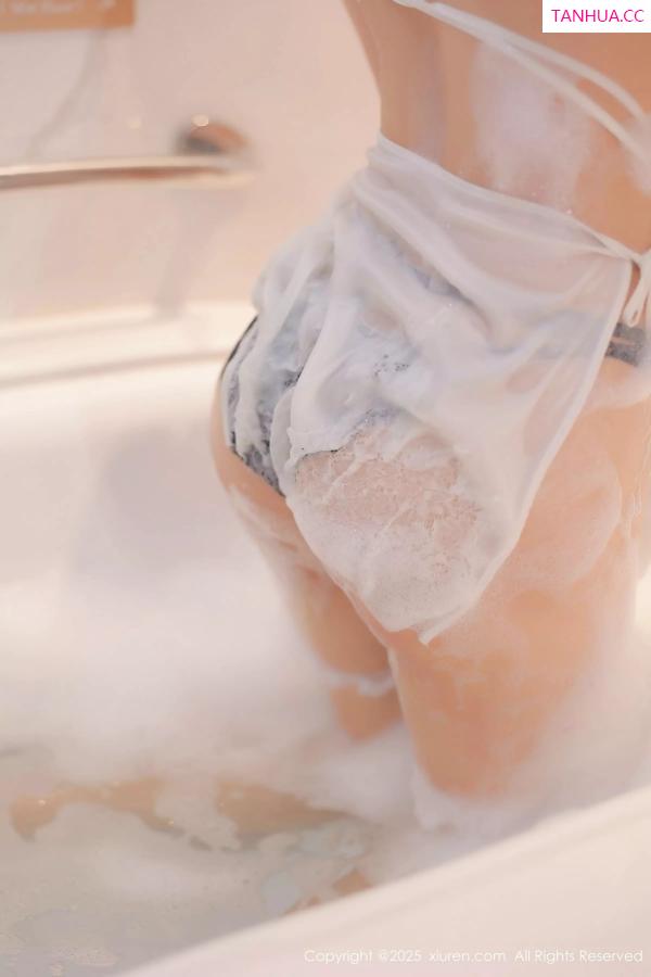   [XiuRen]高清写真图 2025.05.23 No.10316 shelly诗莉吖 白色情趣第29张图片